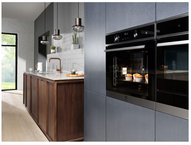 Electrolux EOD5H70BZ SteamBake 600 Buhar Destekli Siyah Ankastre Fırın