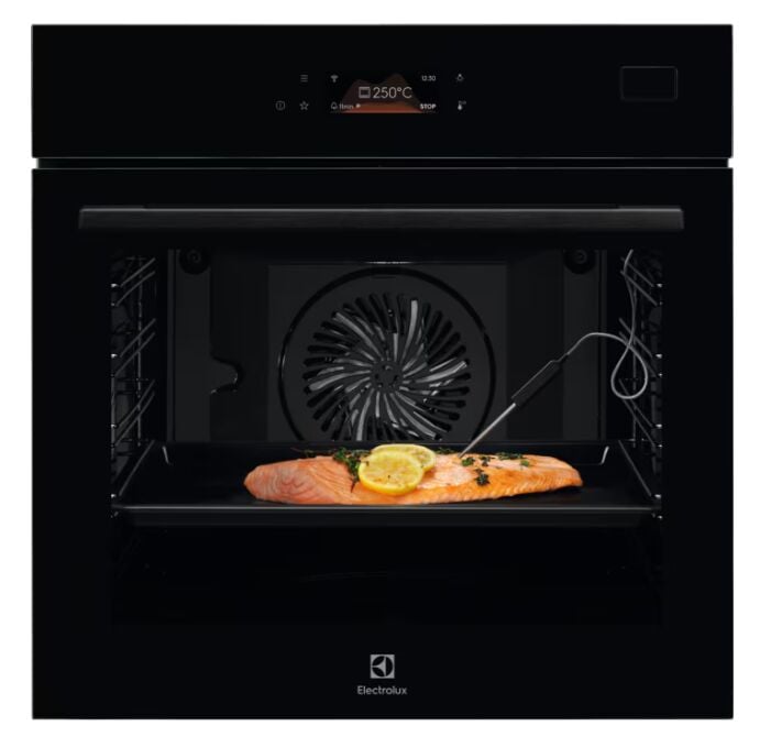 Electrolux EOB8S39WZ SteamBoost Siyah Ankastre Fırın