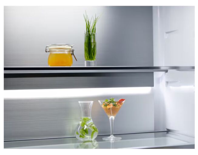 Electrolux ELT9VE52M0 TwinTech 700 No Inspiration No Frost Koyu Inox Buzdolabı